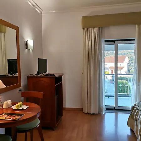 Quinta Dos Cedros Otel Celorico Da Beira