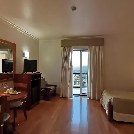 Otel Quinta Dos Cedros Celorico Da Beira