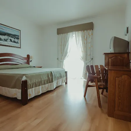 Hotel Quinta Dos Cedros 3*