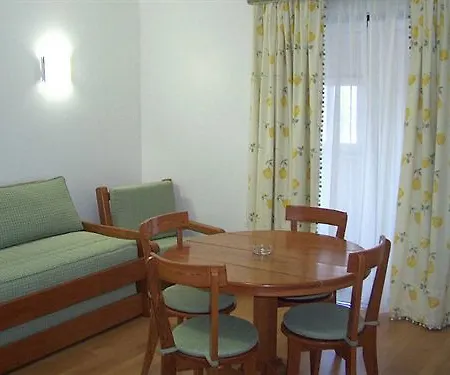 Quinta Dos Cedros 3*