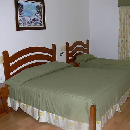 Quinta Dos Cedros 3*