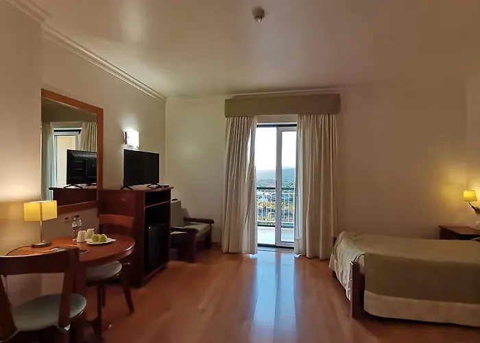 מלון Quinta Dos Cedros קלוריקו דה ביירה