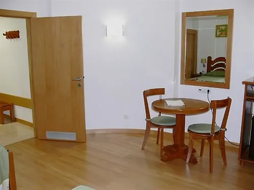 호텔 Quinta Dos Cedros 3*